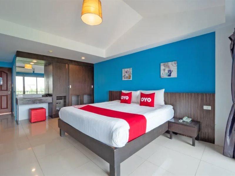 Oyo 75367 Ud Pattaya Hotel Banglamung Kültér fotó